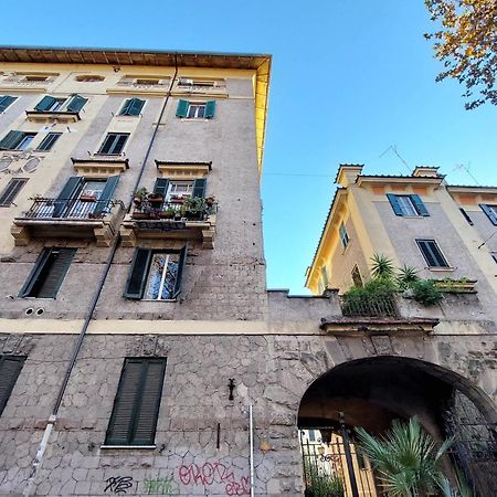 Ych-Brand New Vatican Flat With Terrace Rome Bagian luar foto