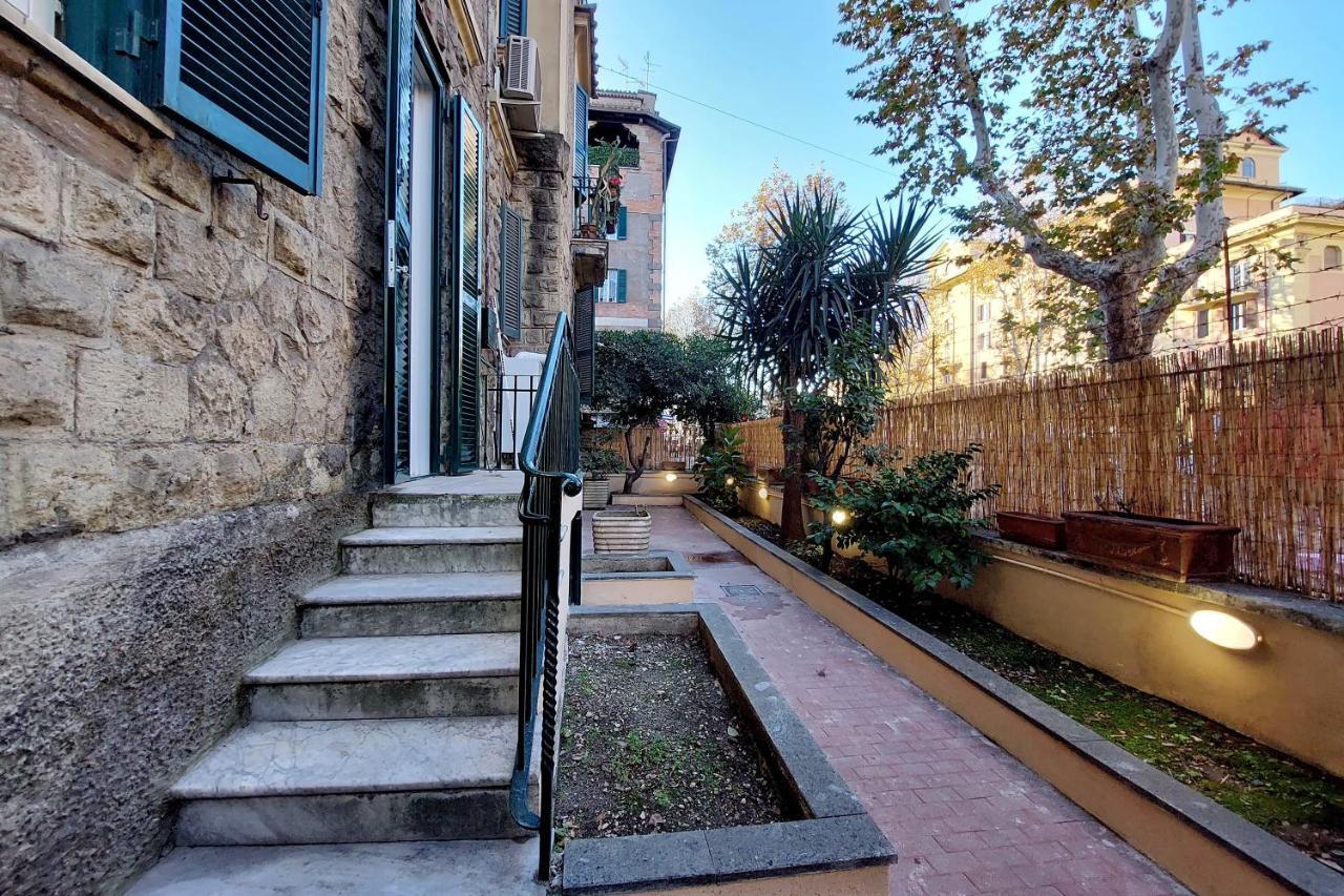 Ych-Brand New Vatican Flat With Terrace Rome Bagian luar foto